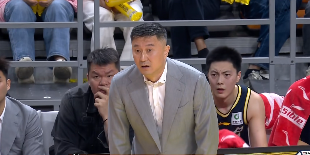 开云体育-惨败16分广东输在哪？京媒一针见血，沪媒护短，粤媒却在避重就轻